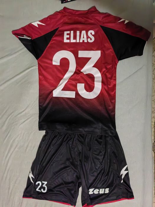 Echipamente fotbal AC Milan personalizat:Elias, Marius, Fabia
