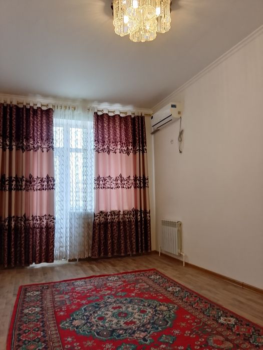 Urganch shaharida joylashga 4 xonali   kvartira sotiladi