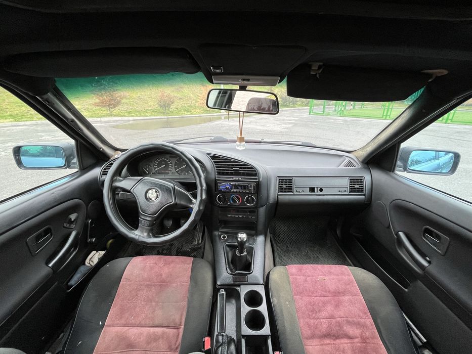 BMW E36 • 1991 г. • 2.5 M50B25 • МКПП