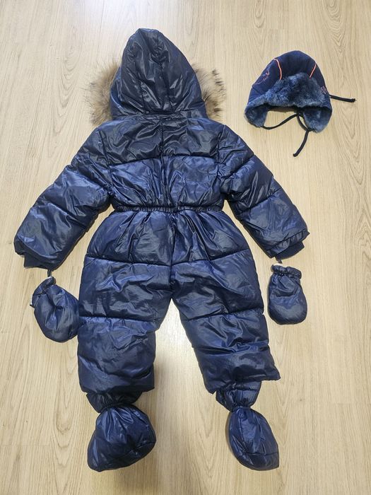 Продам комбинезон для мальчика