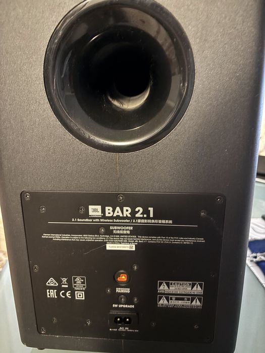 Soundbar J B L 2.1, 300 W
