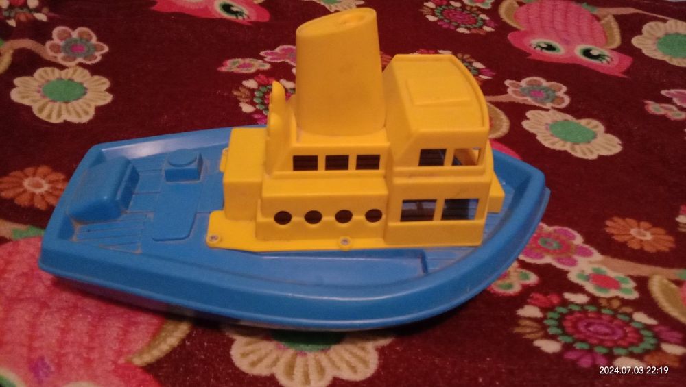 Игрушки дешево продам