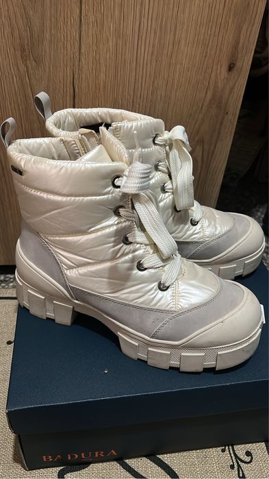 Дамски зимни боти CAPRICE