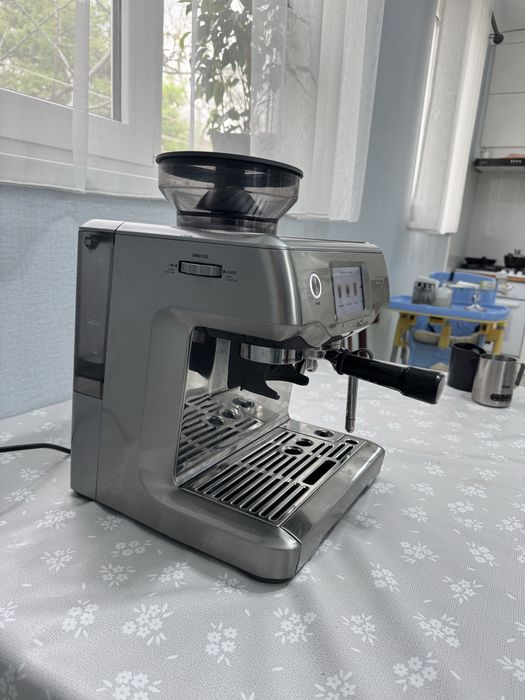 Премиальная кофемашина Sage SeS800