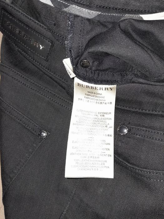 Дънки Burberry,  нови