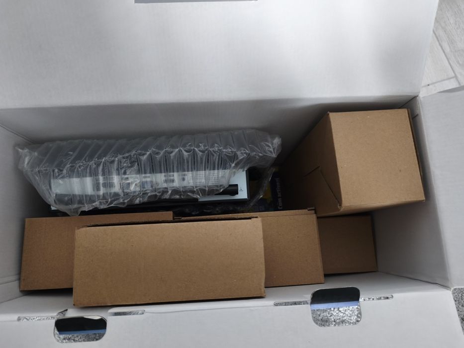 Sistem de supraveghere video 8 camere + ssd 500 Gb