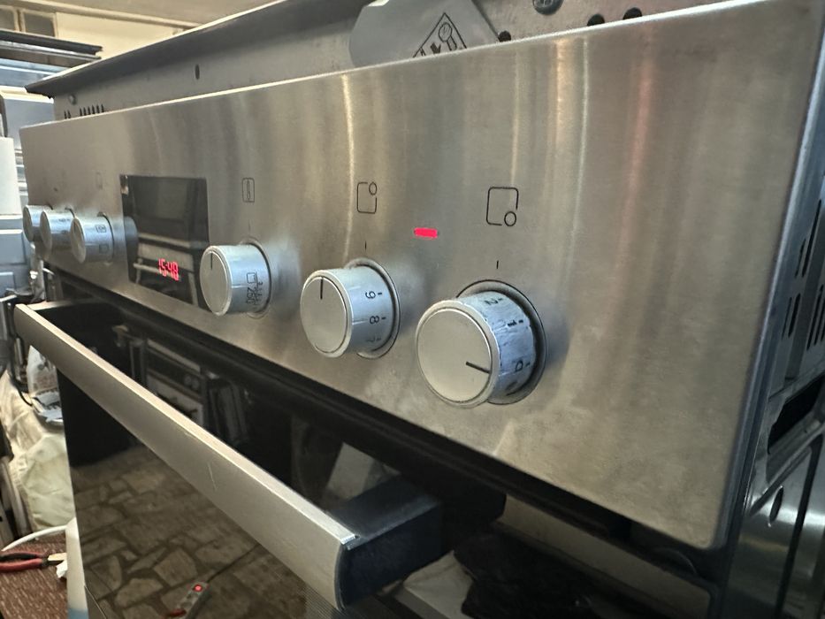 Фурна  за вграждане Бош/Bosch