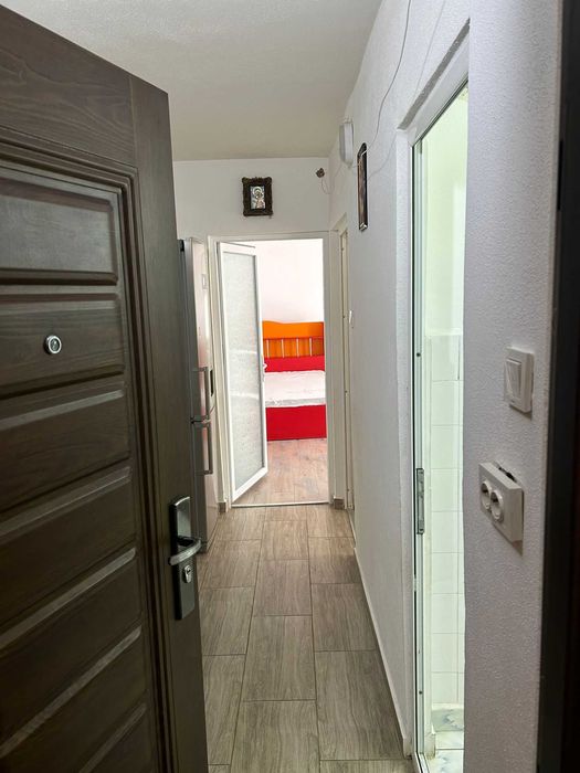 Inchiriez  Garsoniera