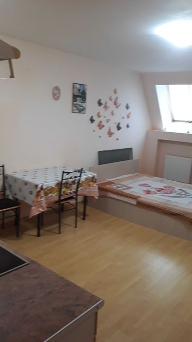 Garsoniera de închiriat