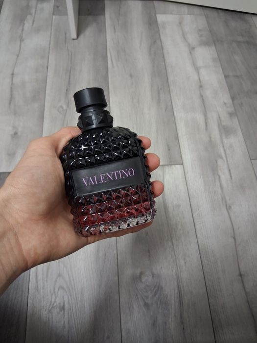 Valentino Born in roma intense
