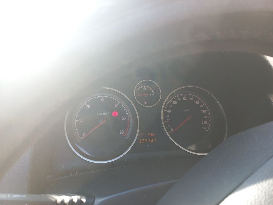 Vand  sau schimb Opel Astra H