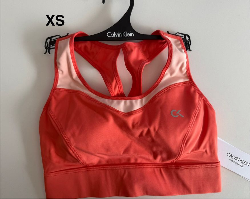 Спортно бюстие Calvin Klein /XS, S, M/