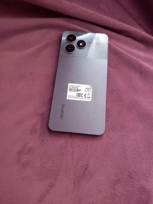 Телефон realmi note 50