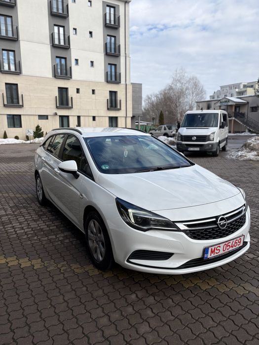Vand Opel Astra K din 2019 AUTOMATA !!!