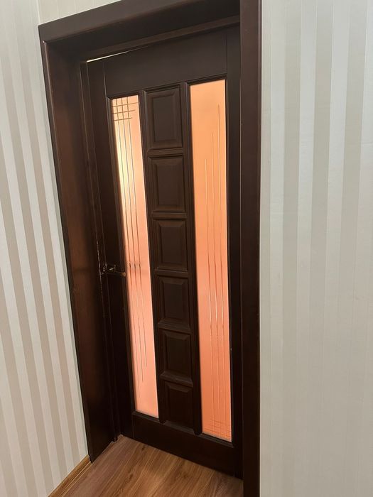 Продаю бу межкомнатные дверей