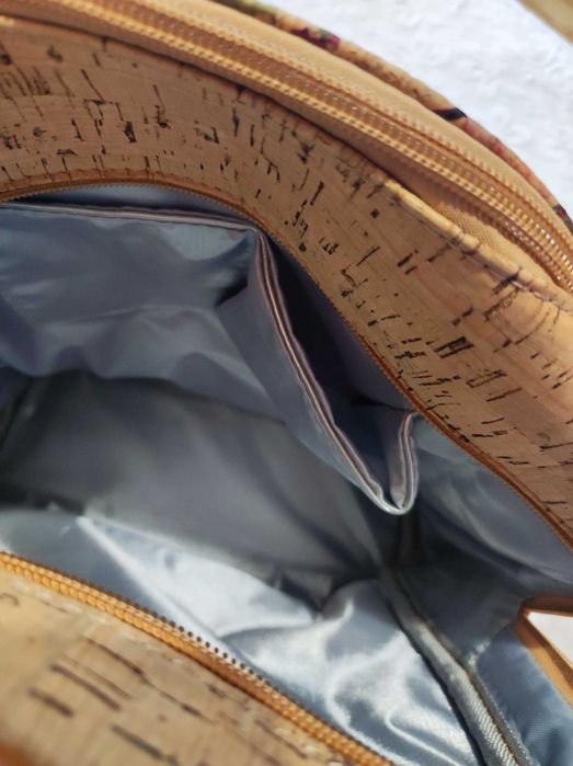 Дамска раница от корк