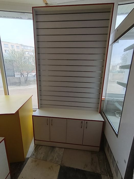 Стеллажи для магазина