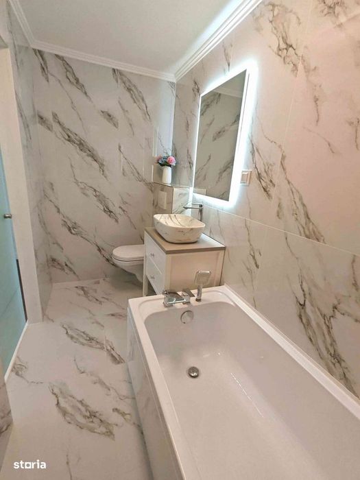 Decebal - Apartament 4 camere / Renovat complet/ Decomandat