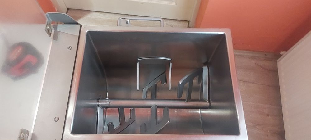 Malaxor carne MAINCA