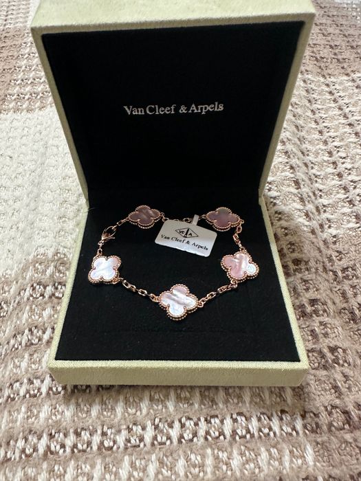 Brățara Van cleef & Arpels