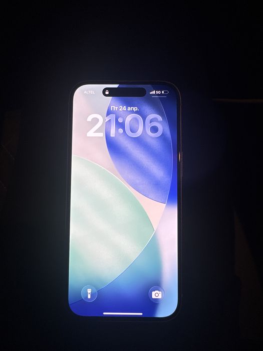 Срочно продам айфон 15 128 гб