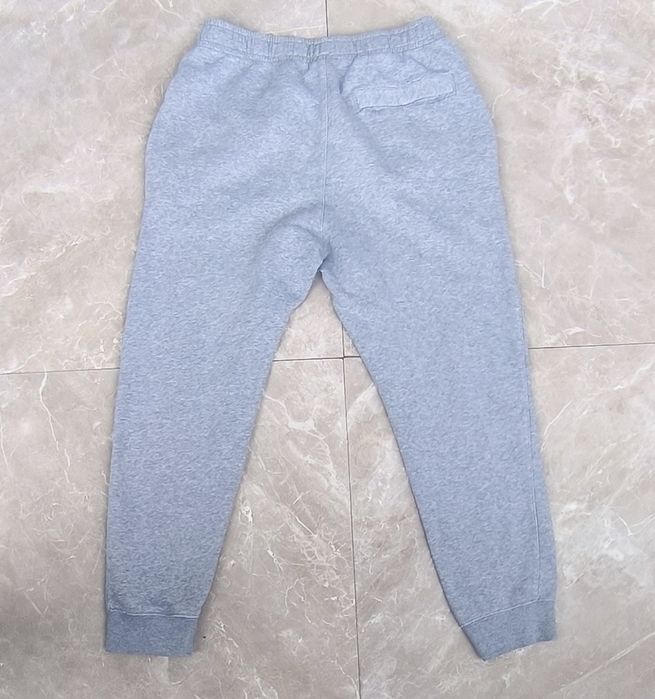 Nike Sportswear Club размер M Мъжко долнище