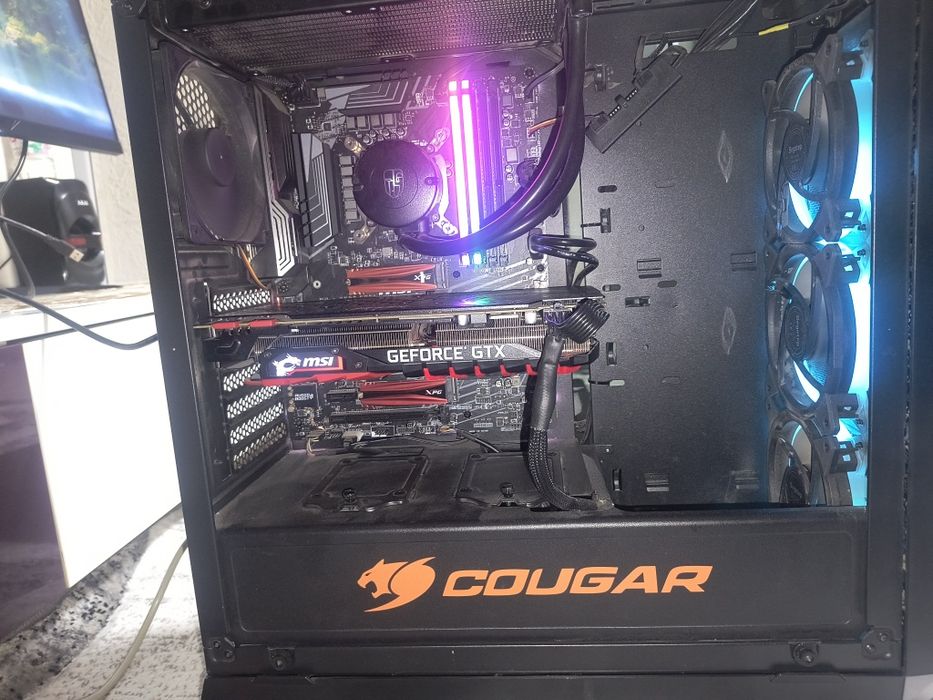 Vând pc gaming perfect funcțional