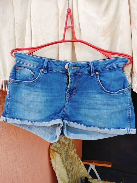 Pantaloni scurți blugi damă LTB, model „Judie”, mărime S, albastru denim