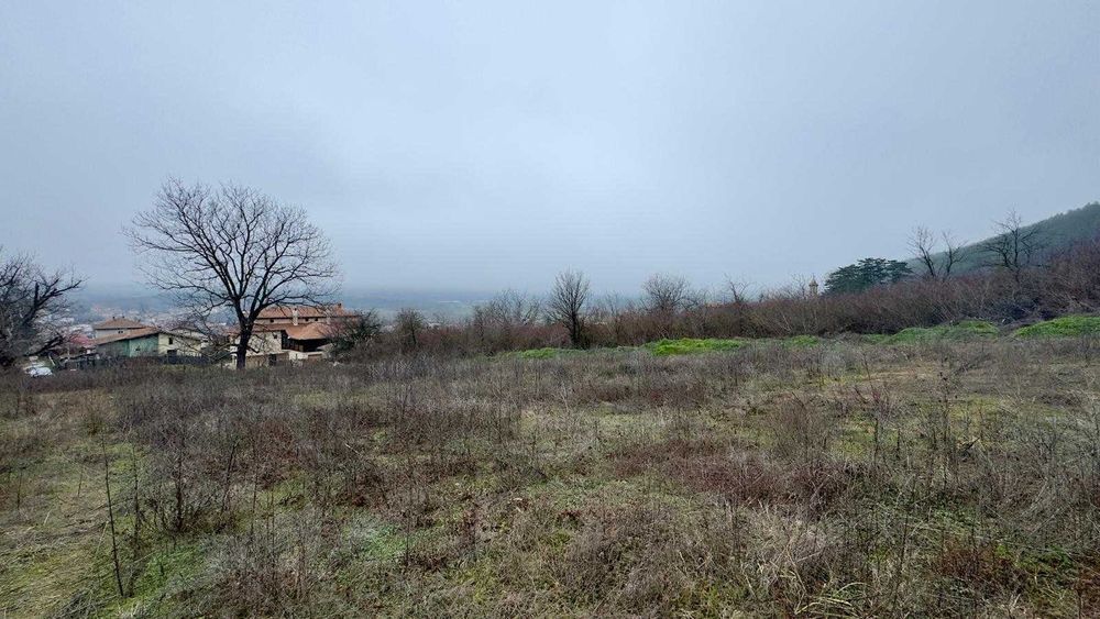 Парцел в регулация гр.Дебелец