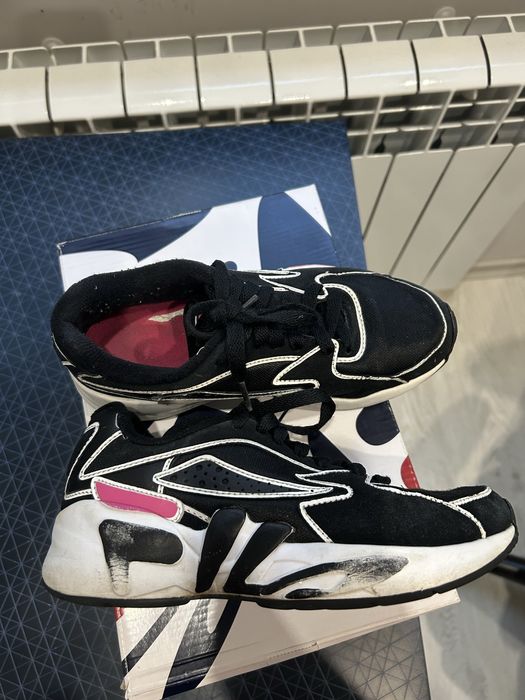 Маратонки Fila- 36 р-р-10€