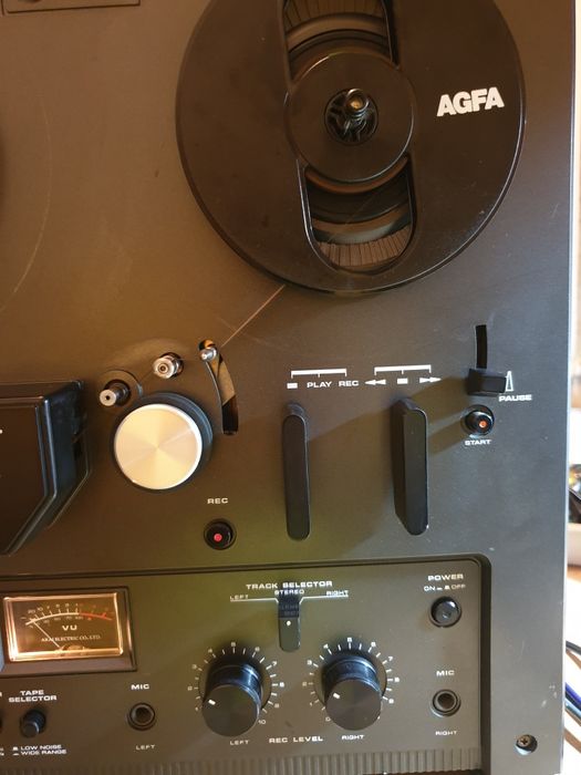 Magnetofon Akai Gx215D autorevers negru
