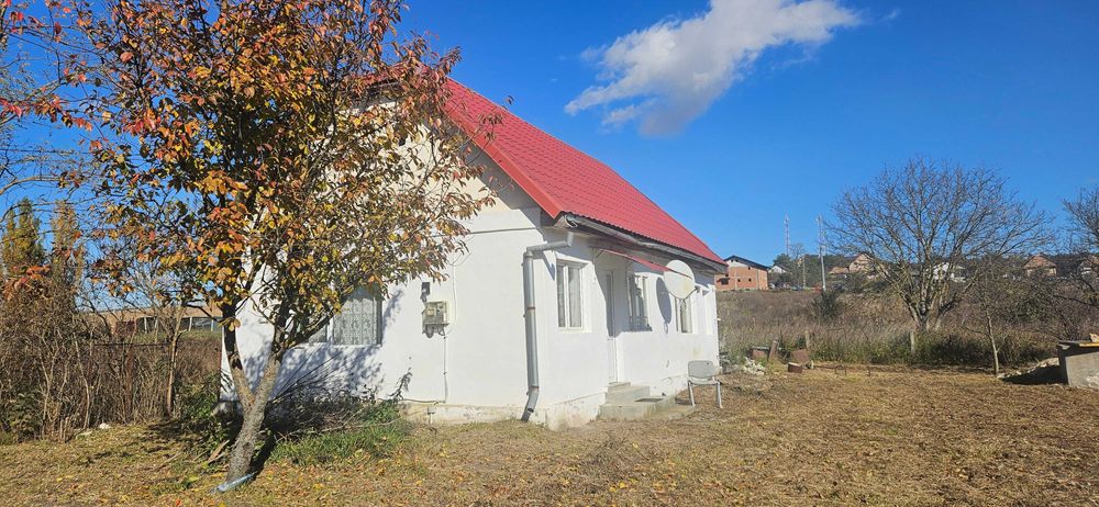 Casă + teren generos în Tureni