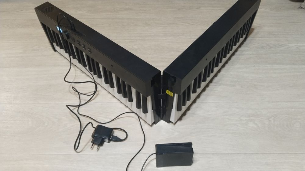 Пианино, 1м 22см,