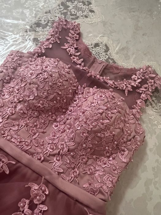 Платье .  Размер S/M