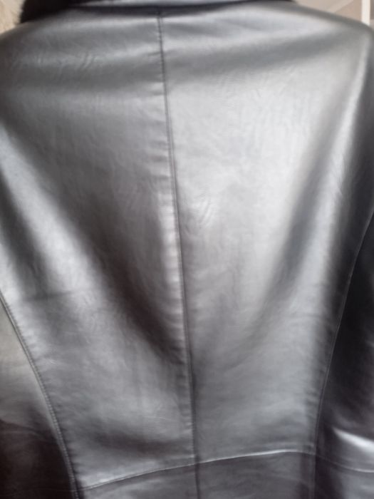 Продам Кожаную куртку