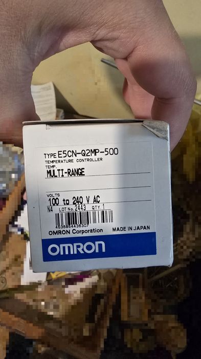 Omron E5CN-Q2MP-500 Температурен контролер НОВ, неразопакован/и - налични 2 бр.