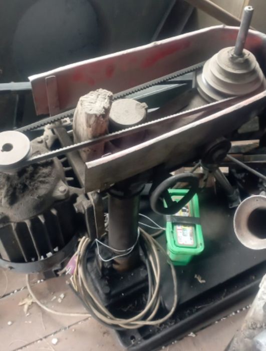 Сверлильный станок