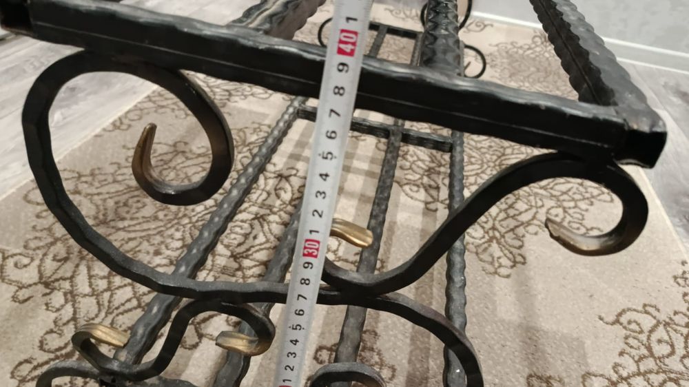 Продам обувницу.