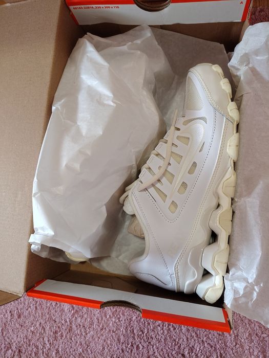 Маратонки Nike 39 номер
