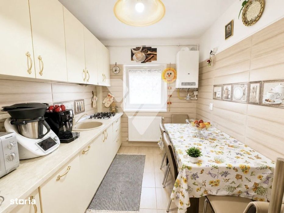 Apartament 3 camere 2 bai 71 mp etaj 1 - Cartierul Arhitectilor Sibiu — fotografia 3