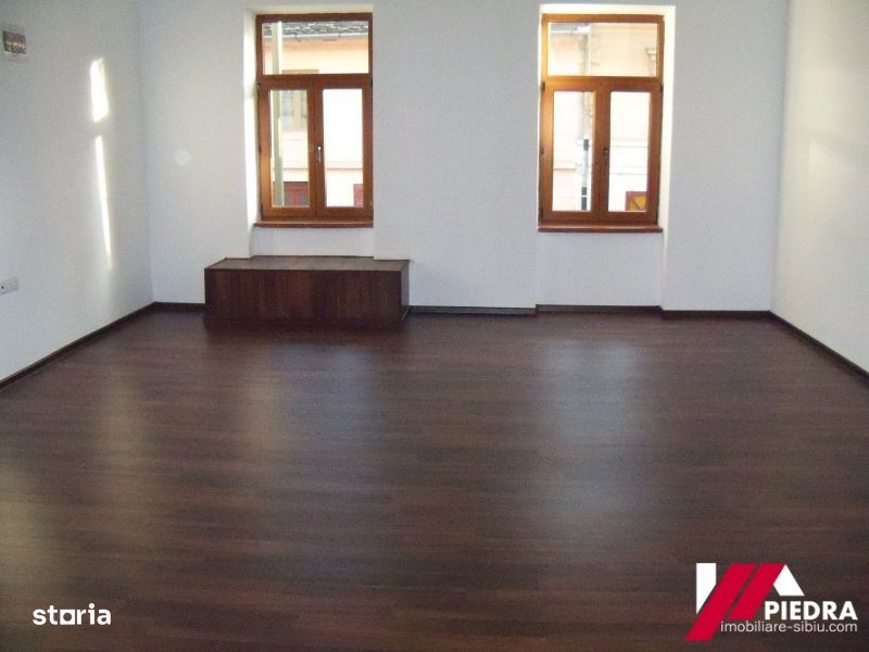 Spatiu Comercial,