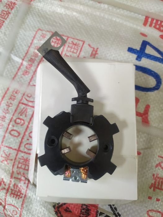 Щетки стартера на Митсубиси,ниссан