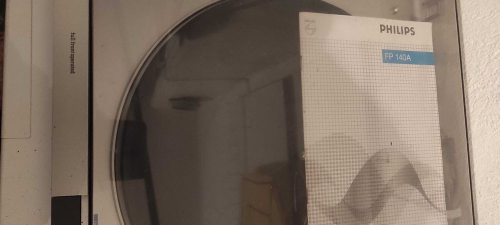 Грамофон PHILIPS FP140A