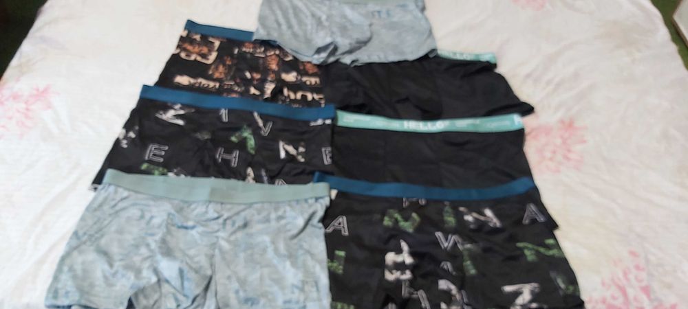 Продавам 7 броя мъжки боксерки номер 56ххл