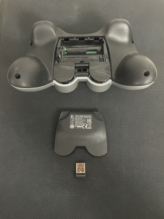 Logitech Wireless Gamepad F710