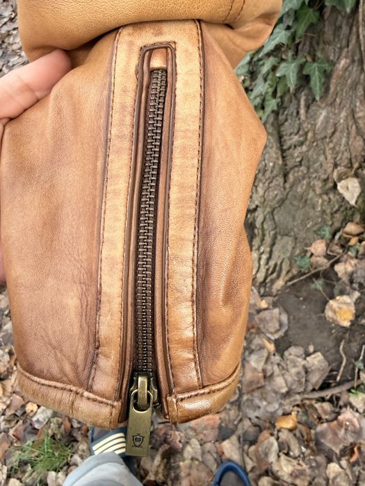 Мъжко кожено яке М размер Massimo Dutti