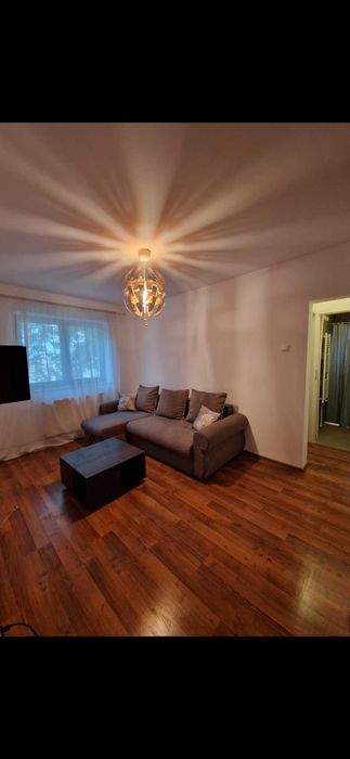 Inchiriez apart 3 camere