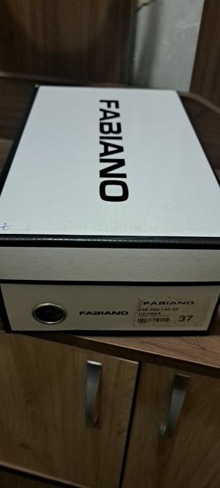 Дамски обувки с камъни