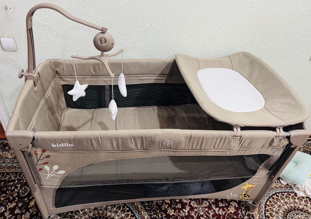Kidilo манеж кроват сотилади
