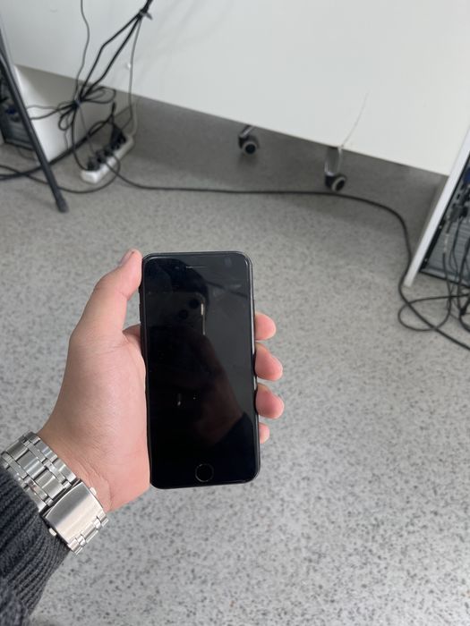 Iphone 7  зарятка алмай тур